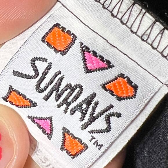 Vintage 80s Sunrays Black Swishy Shorts - Small - Picture 5 of 16